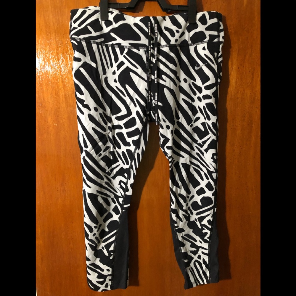 Nike Crop Leggings Drifit